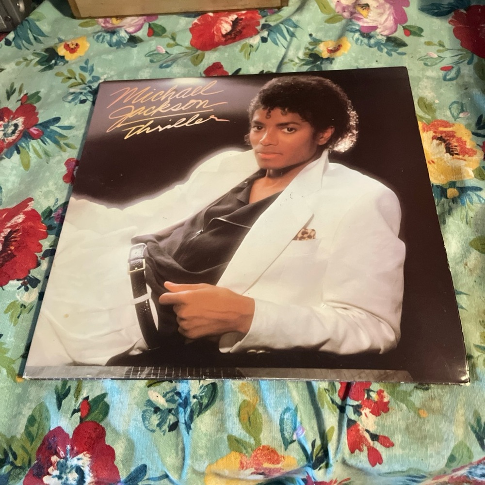 Michael Jackson Thriller Vinyl Album - White Jacket Cover